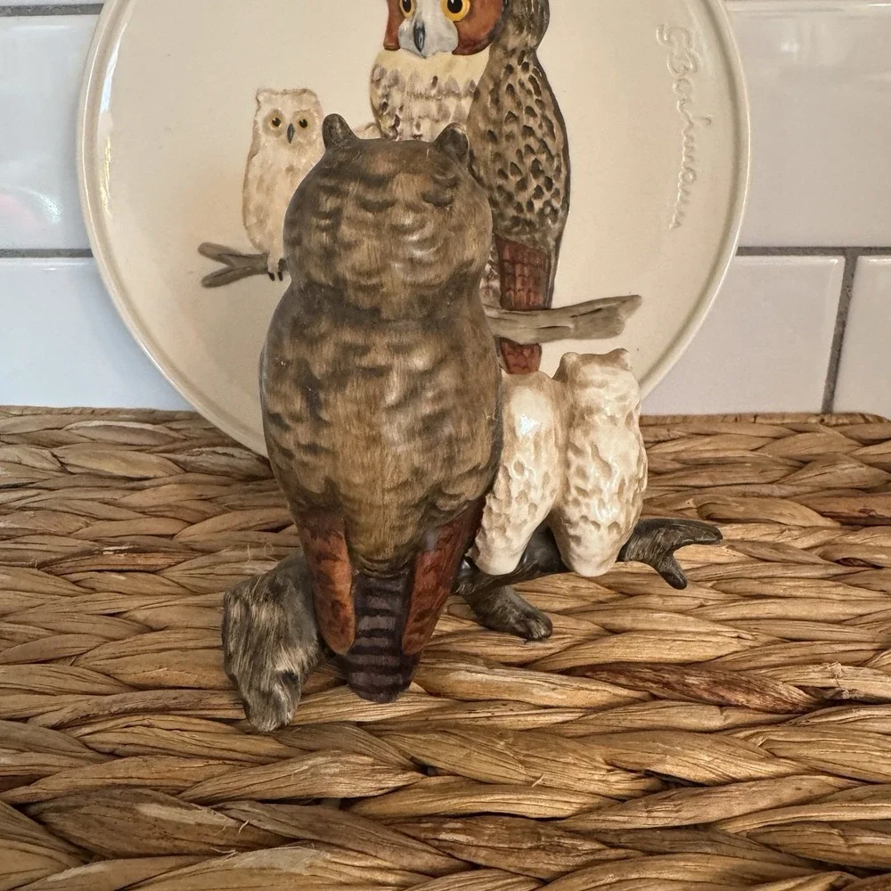 Goebel Mothers series 5th Edition Owl‎ And Baby Plate And Figure